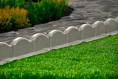 Декоративный бордюр "Волна" серый для благоустройства от Стандартпарк /upload/resize_cache/iblock/3c9/945b5pk85vd4ua48qy5egomzwyx2afr3/244_163_1/3-_1200_800_.jpg