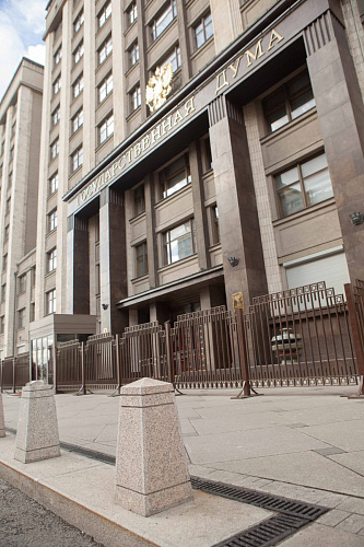 Система лотков с решетками Стандартпарк для водоотвода с тротуаров