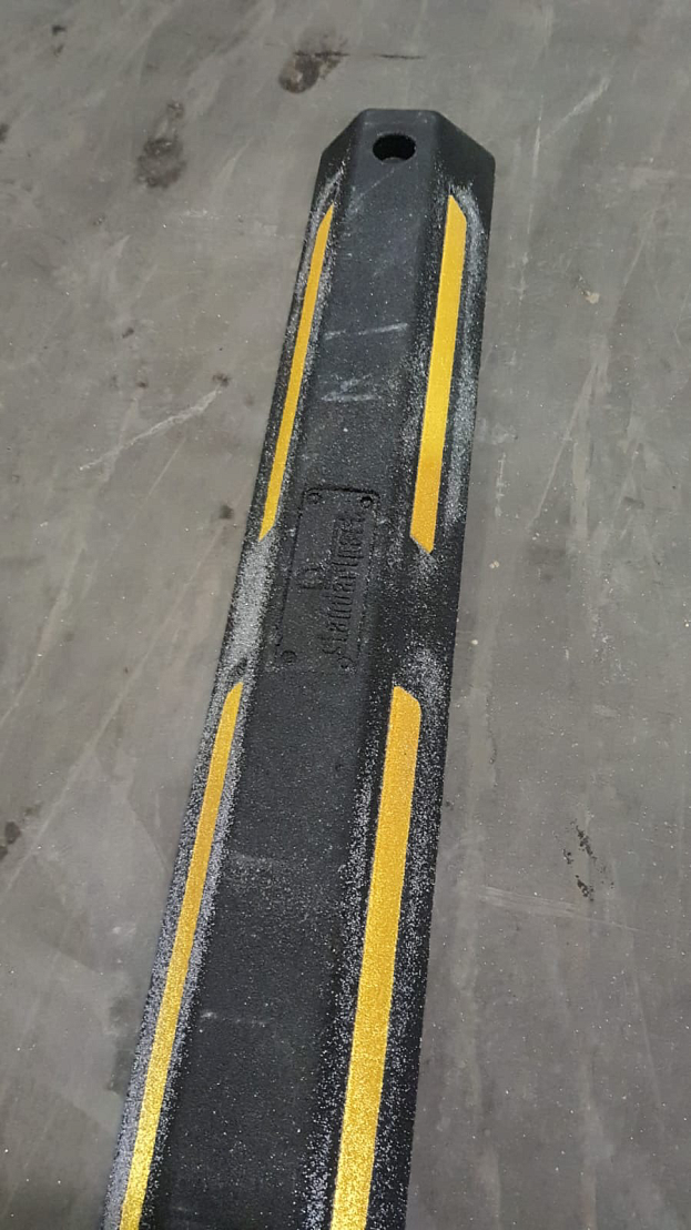 Делиниатор (колесоотбойник) композитный КО915 (чёрный, комплект из двух частей), рис. 2