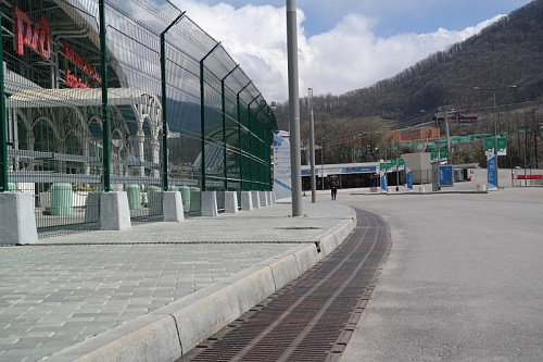 Бетонные лотки DN500 с решетками Стандартпарк
