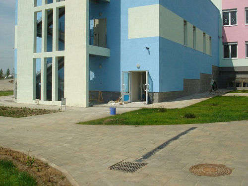 Водоотвод возле мед центра - Стандартпарк